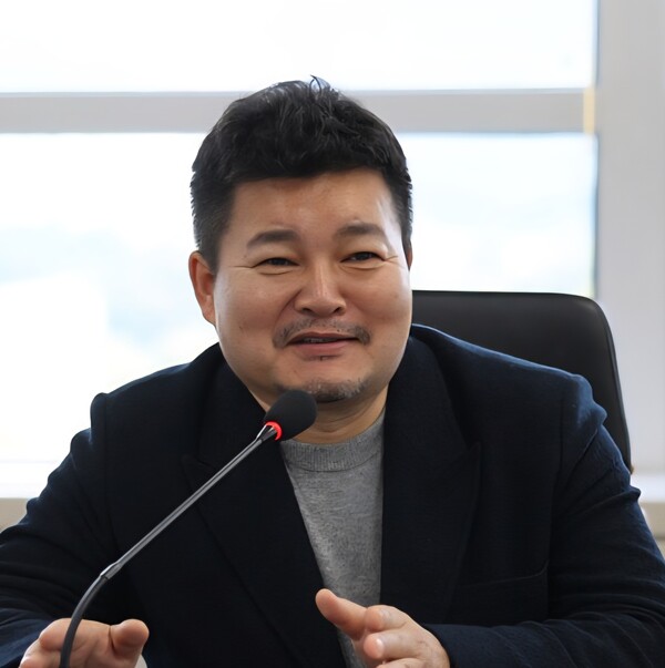 khanaires_press_img_36